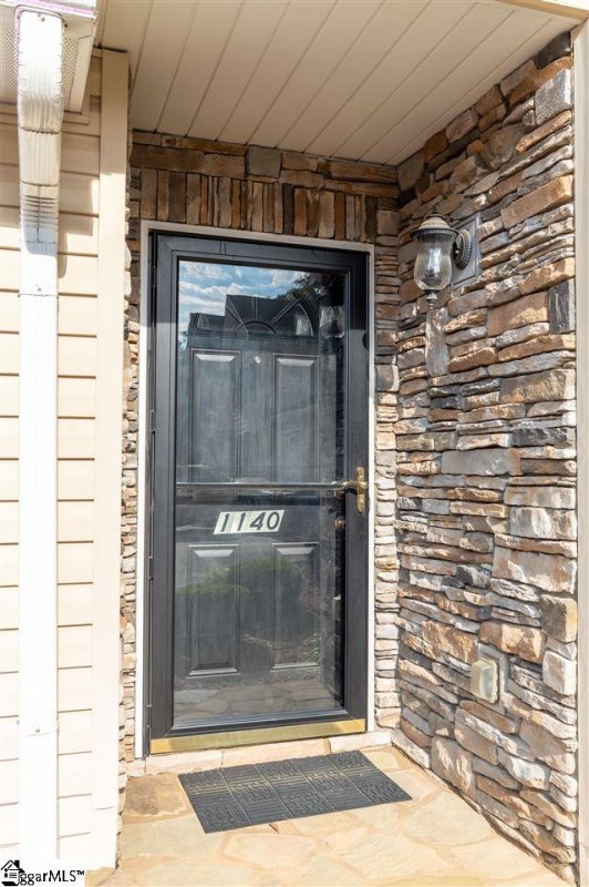 Property image 3 at 1140 East Lee Road, Taylors, SC 29687