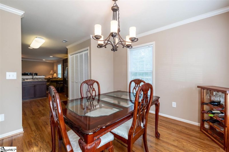 Property image 4 at 1140 East Lee Road, Taylors, SC 29687