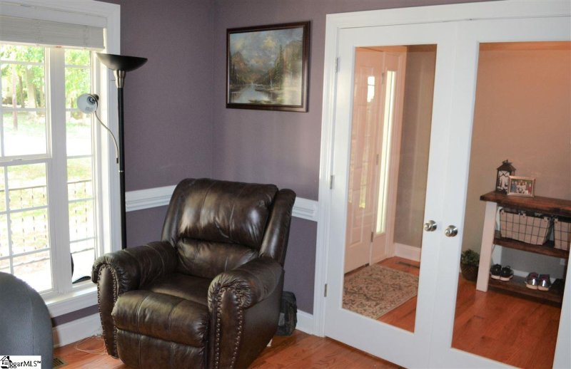 Property image 4 at 305 Wemberly Drive, Simpsonville, SC 29681