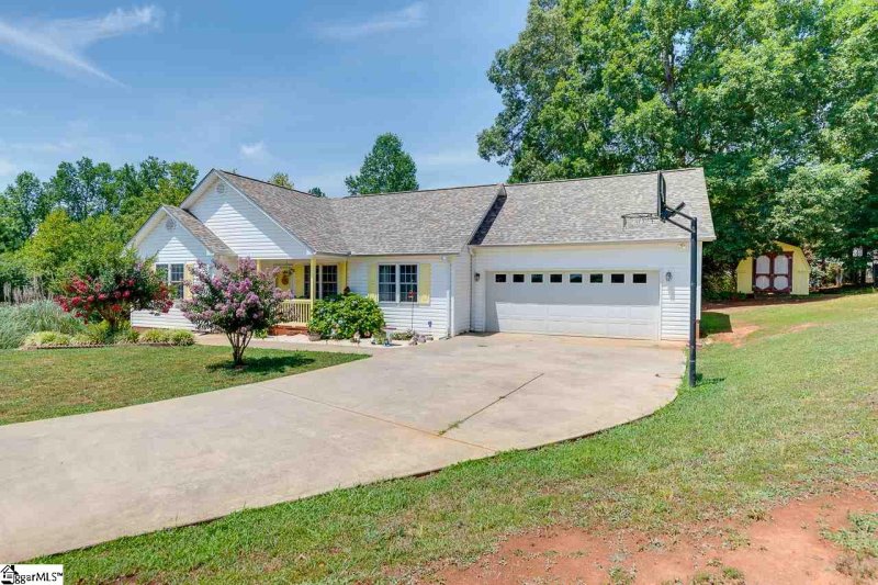 Property image 3 at 320 dean Street, Pickens, SC 29671