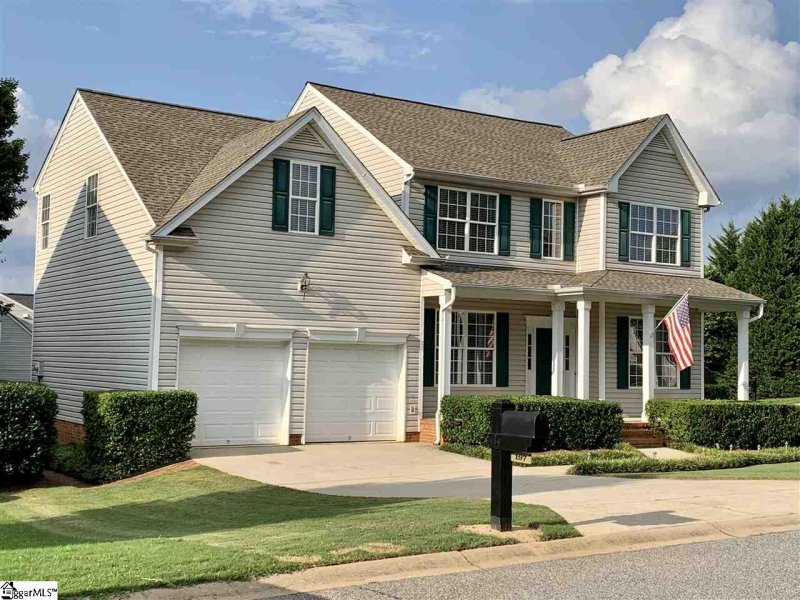 Property image 2 at 197 Birkhall Circle, Greenville, SC 29605