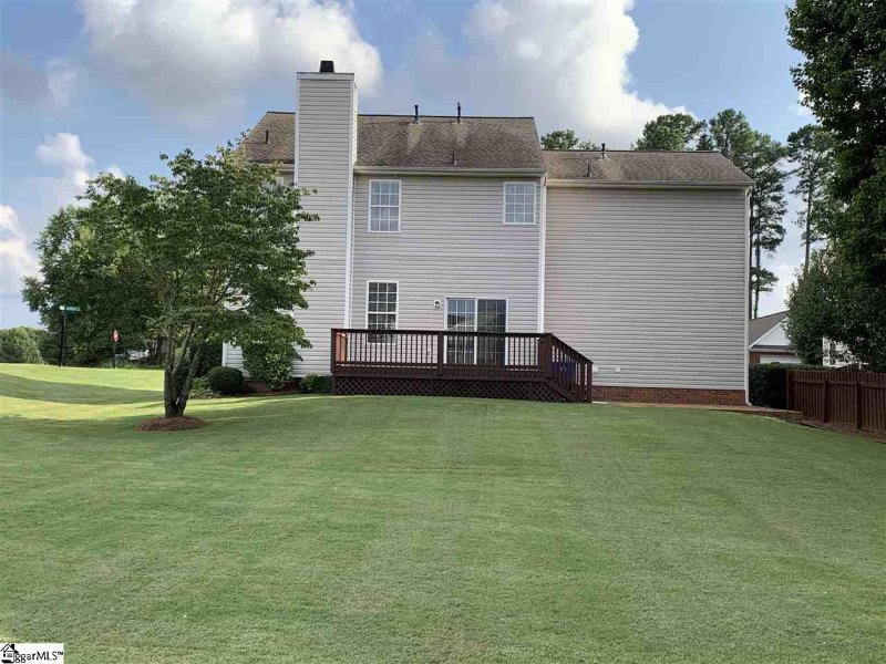 Property image 4 at 197 Birkhall Circle, Greenville, SC 29605