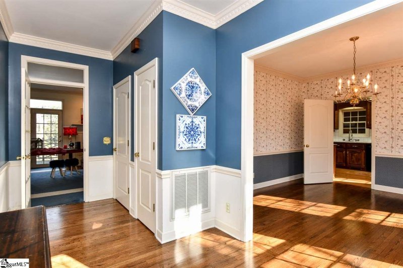 Property image 4 at 111 Wallingford Road, Greenville, SC 29609