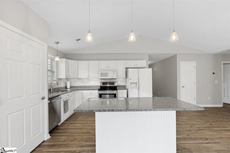 Property image 5 at 609 Rye Court, Taylors, SC 29687