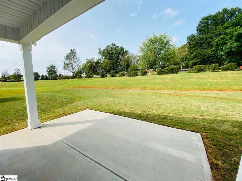 Property image 4 at 237 Cassingham Lane, Boiling Springs, SC 29316