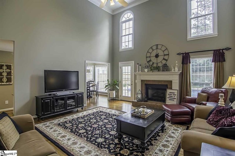 Property image 2 at 2 Dansel Court, Simpsonville, SC 29681
