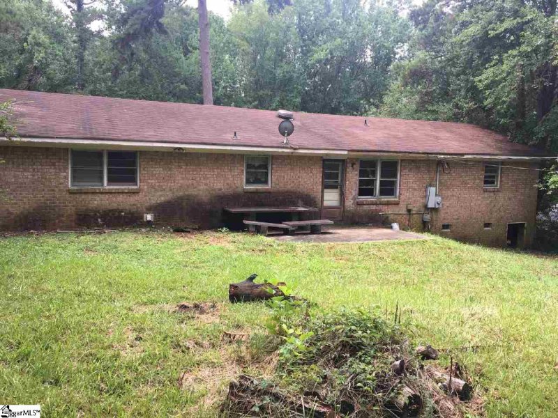 Property image 2 at 20 Birchbark Drive, Greenville, SC 29611