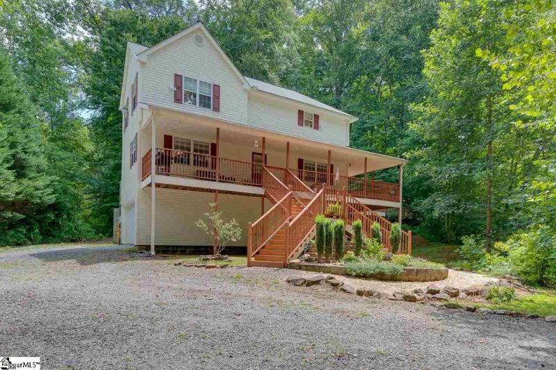 Property image 2 at 201 Riverview Drive, Greenville, SC 29611