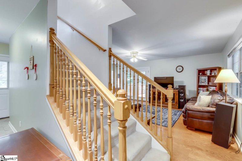 Property image 3 at 201 Riverview Drive, Greenville, SC 29611