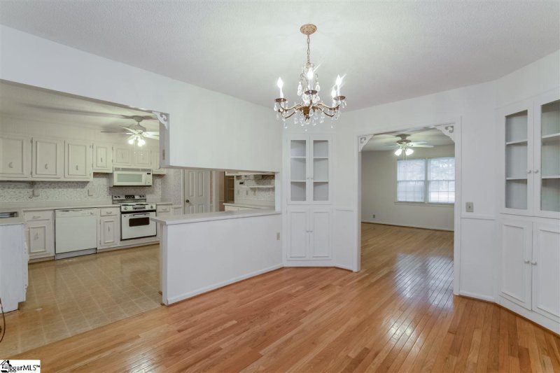 Property image 5 at 102 Colony Road, Travelers Rest, SC 29690