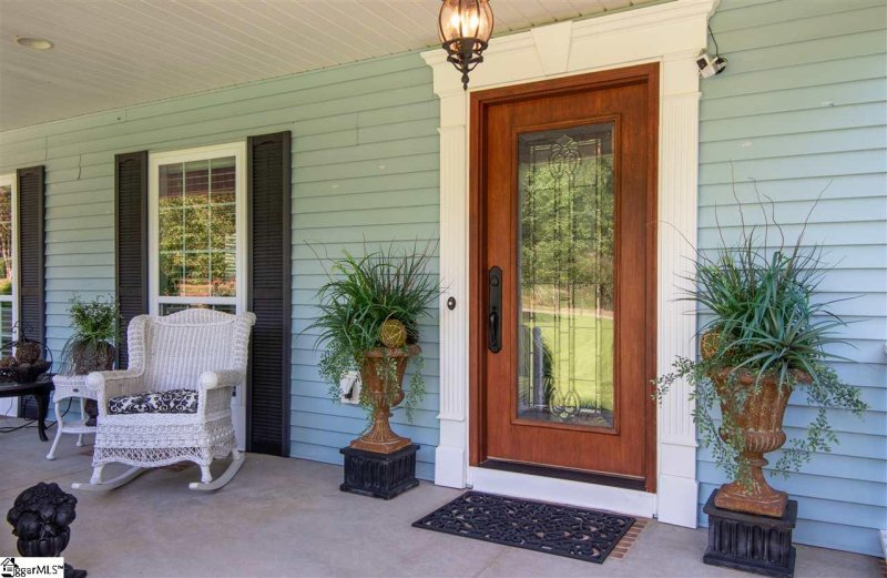 Property image 4 at 404 Sapphire Court, Seneca, SC 29672