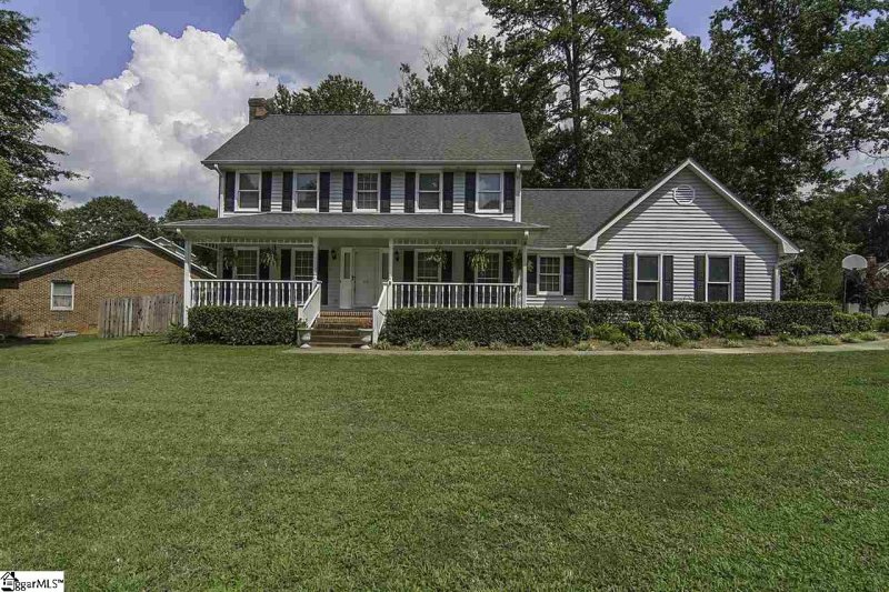 Property image 3 at 414 Spring Meadow Road, Simpsonville, SC 29680