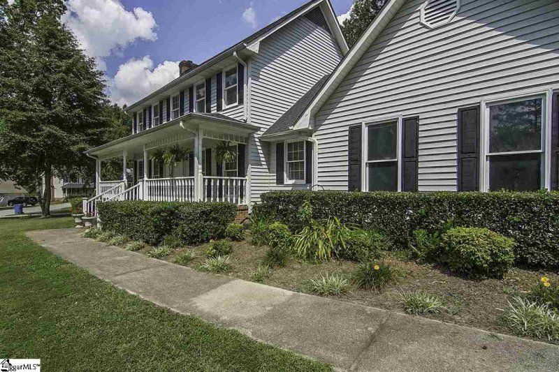 Property image 4 at 414 Spring Meadow Road, Simpsonville, SC 29680