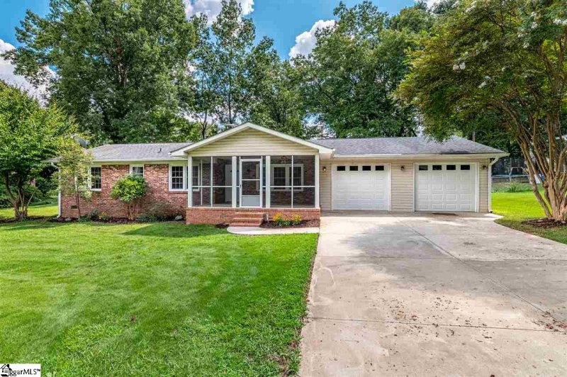 131 Woodridge Circle