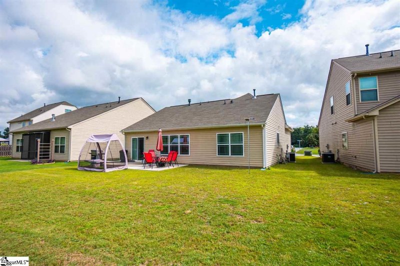 Property image 3 at 201 Engelmann Lane, Simpsonville, SC 29680