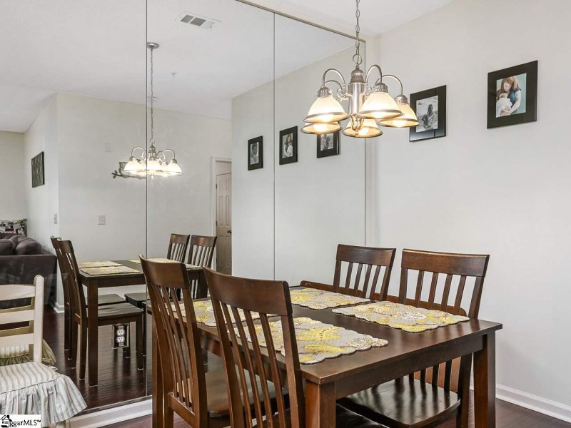 Property image 4 at 526 McKenna Circle, Greenville, SC 29615