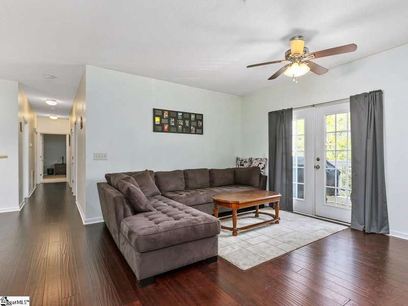 Property image 5 at 526 McKenna Circle, Greenville, SC 29615