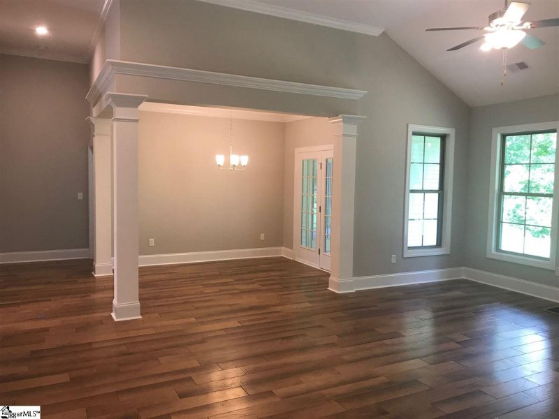 Property image 3 at 104 Crestgate Way, Easley, SC 29642