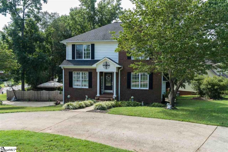 Property image 2 at 205 Old Colony Lane, Moore, SC 29369