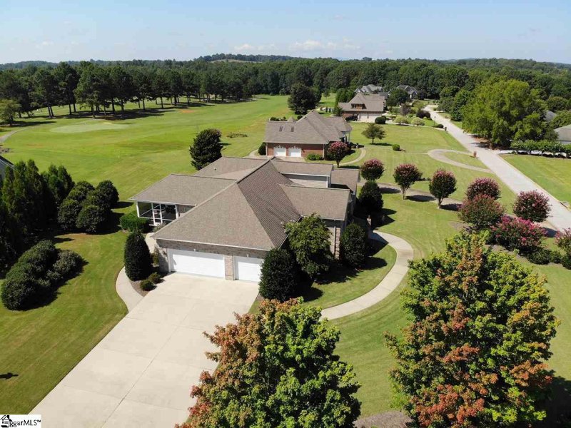 Property image 5 at 131 Gleneagles Road, Campobello, SC 29322