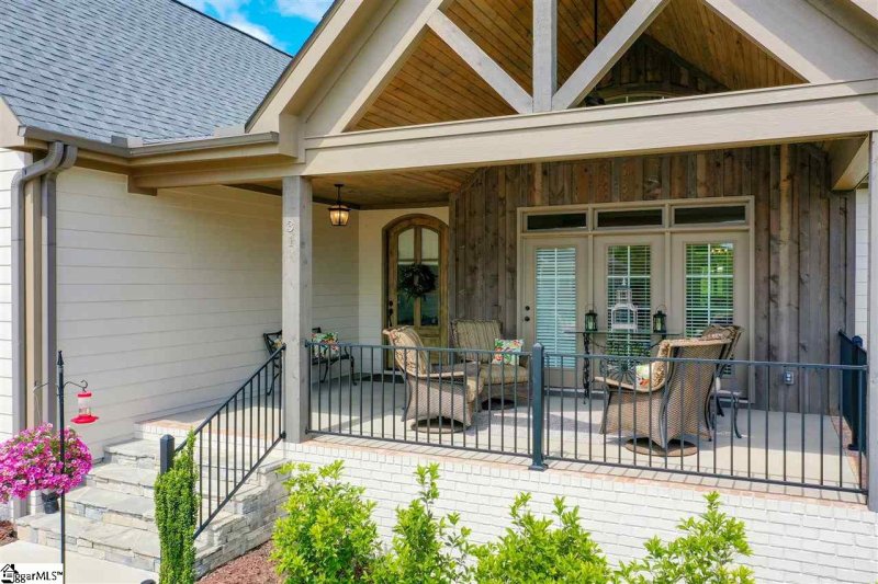 Property image 3 at 31 Enoree Farm Way, Taylors, SC 29687