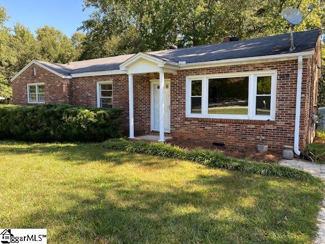 Property image 2 at 110 Woodridge Circle, Greenville, SC 29607