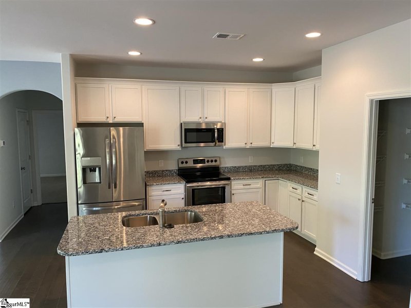 Property image 3 at 6 Kendals Lane, Fountain Inn, SC 29644