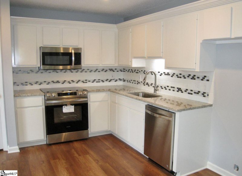 Property image 2 at 108 Patio Road, Easley, SC 29642