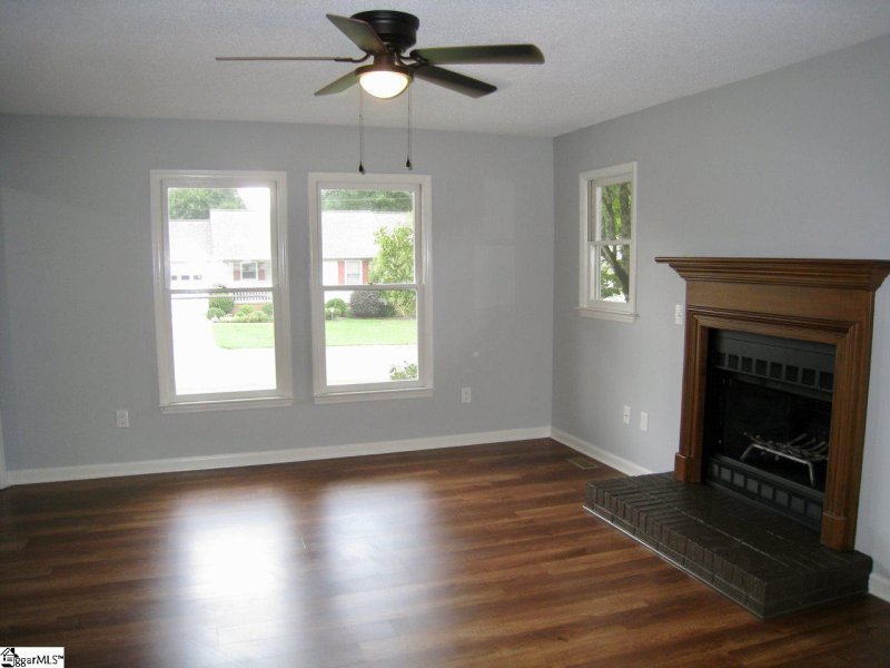 Property image 3 at 108 Patio Road, Easley, SC 29642