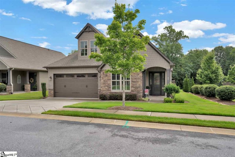 Property image 2 at 83 Vinton Drive, Greer, SC 29651