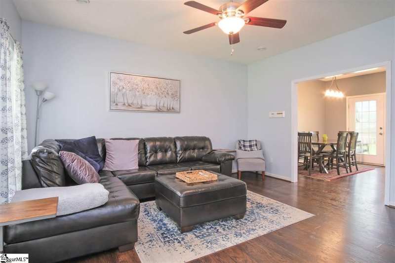 Property image 5 at 12 Jacqueline Road, Piedmont, SC 29673