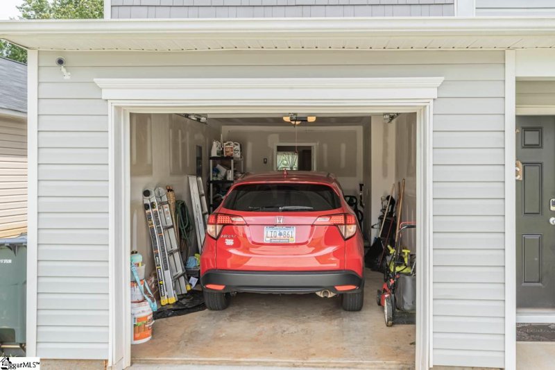 Property image 3 at 3 Katrina Court, Piedmont, SC 29673