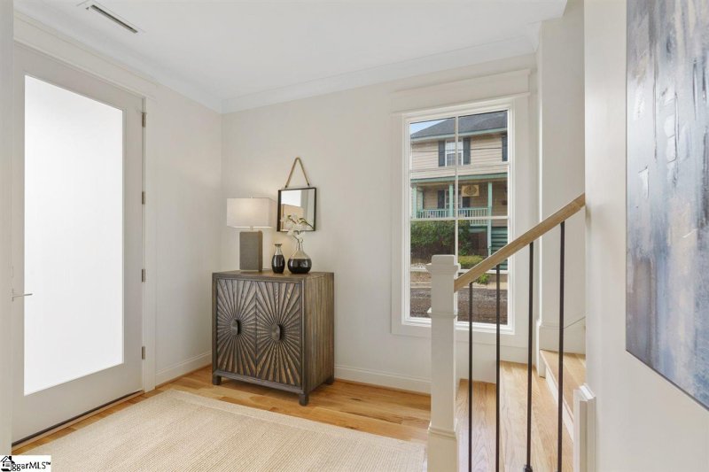 Property image 3 at 109 Wardlaw Street, Greenville, SC 29601