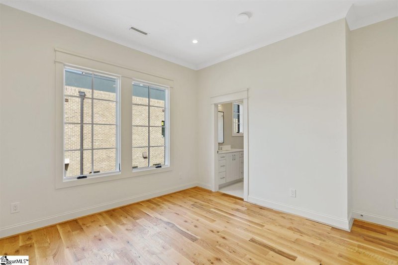 Property image 4 at 109 Wardlaw Street, Greenville, SC 29601