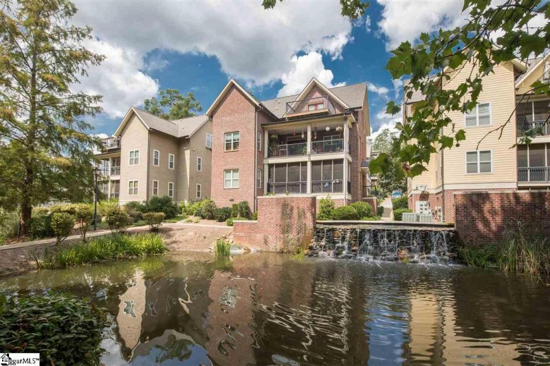 Property image 2 at 204 E Park Avenue, Greenville, SC 29601-1665