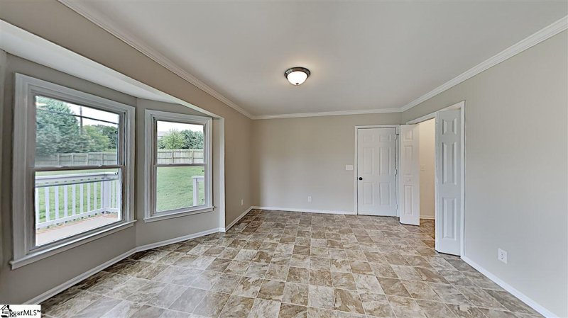 Property image 2 at 204 Foxfire Drive, Simpsonville, SC 29680