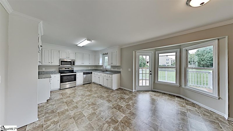 Property image 4 at 204 Foxfire Drive, Simpsonville, SC 29680