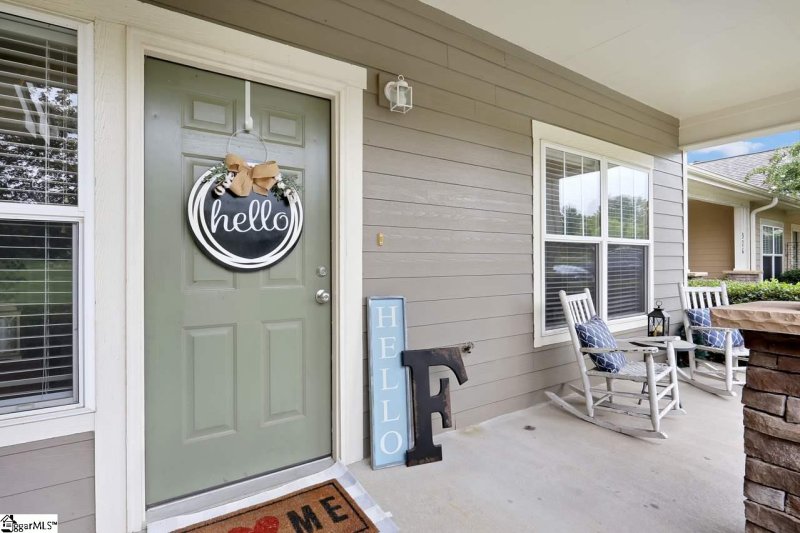 Property image 2 at 328 Shallow Drive, Taylors, SC 29687