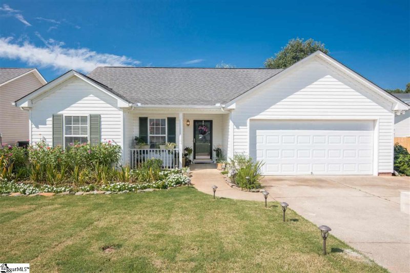 Property image 2 at 102 Ketchitan Court, Greenville, SC 29605