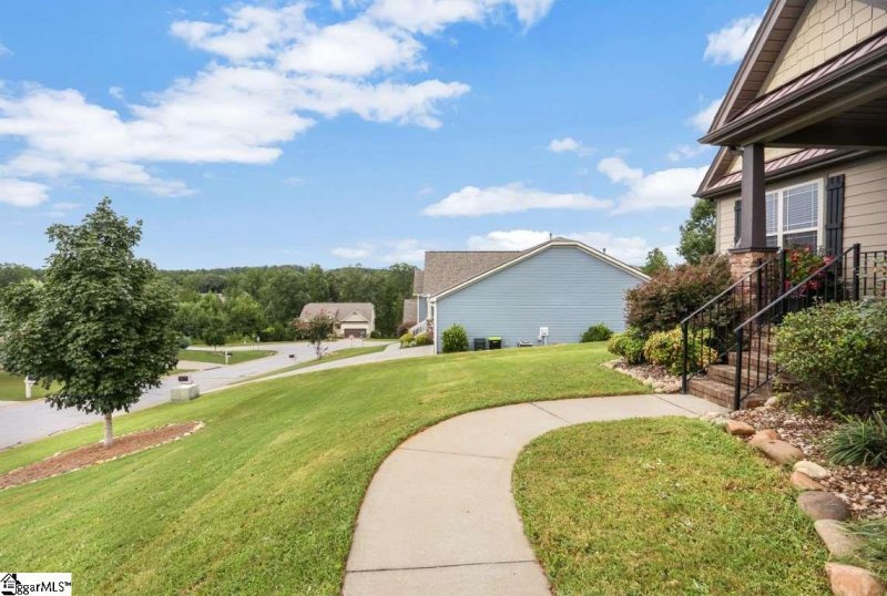Property image 3 at 308 Castle Creek Drive, Greer, SC 29651