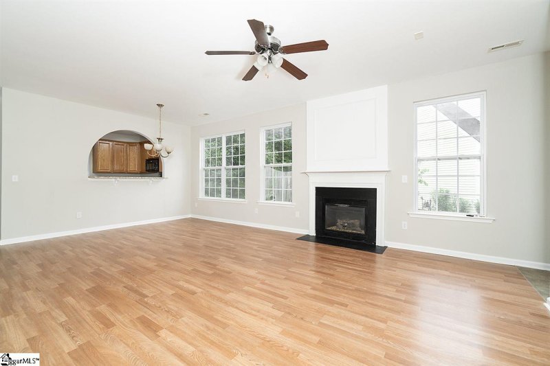 Property image 3 at 404 Hunslet Way, Simpsonville, SC 29680