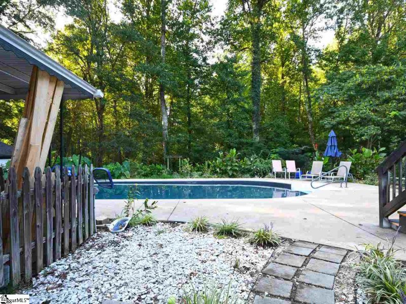 Property image 4 at 5140 Maplewood Drive, Greenville, SC 29615