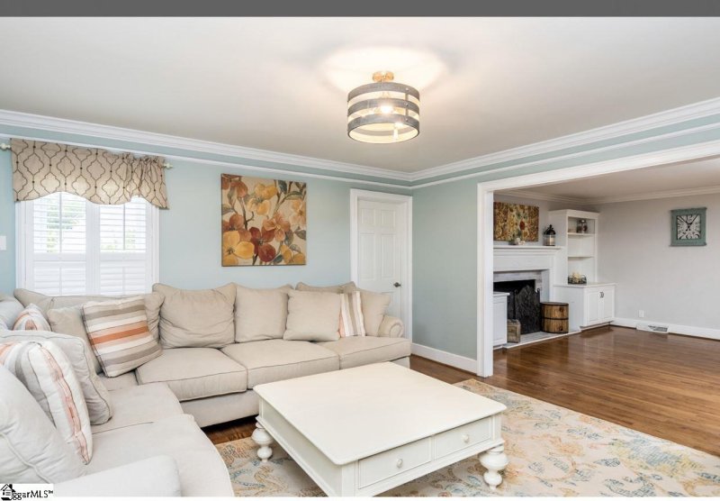 Property image 2 at 100 Summerplace Drive, Greer, SC 29650