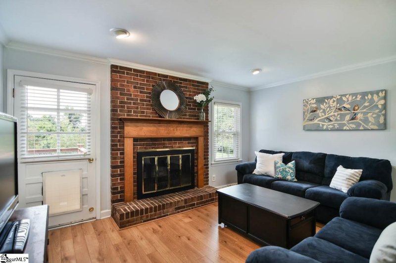 Property image 4 at 205 Gravley Road, Greer, SC 29651