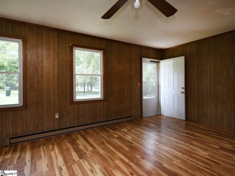 Property image 5 at 206 Springdale Avenue, Liberty, SC 29657