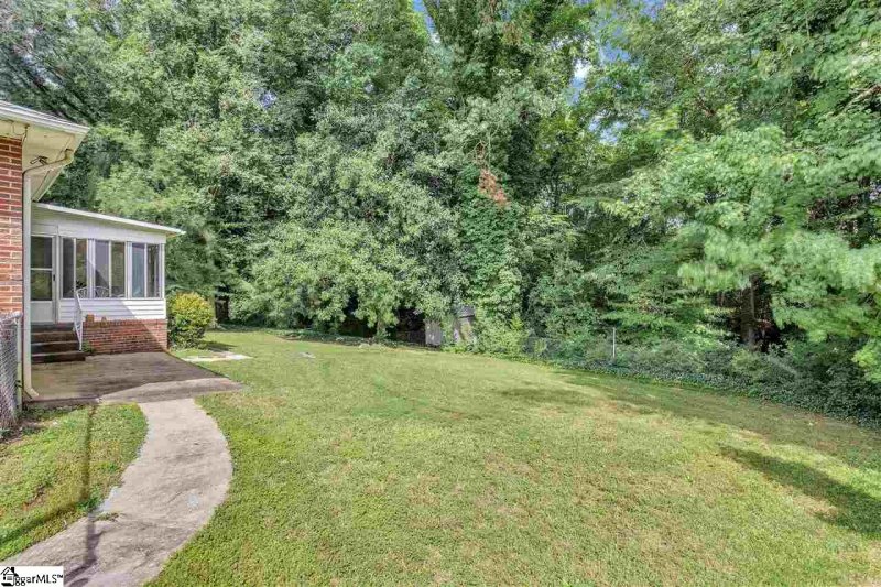 Property image 4 at 116 N Wingate Road, Greenville, SC 29605-5012
