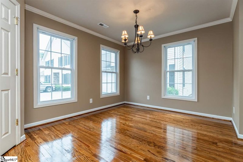 Property image 2 at 1138 E Lee Road, Taylors, SC 29687