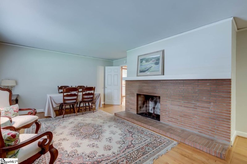 Property image 4 at 5 Bedford Drive, Taylors, SC 29687