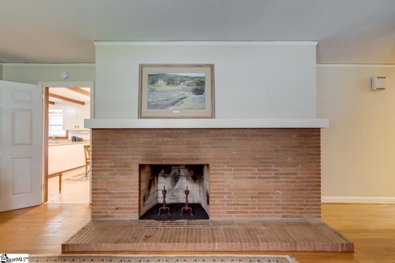 Property image 5 at 5 Bedford Drive, Taylors, SC 29687