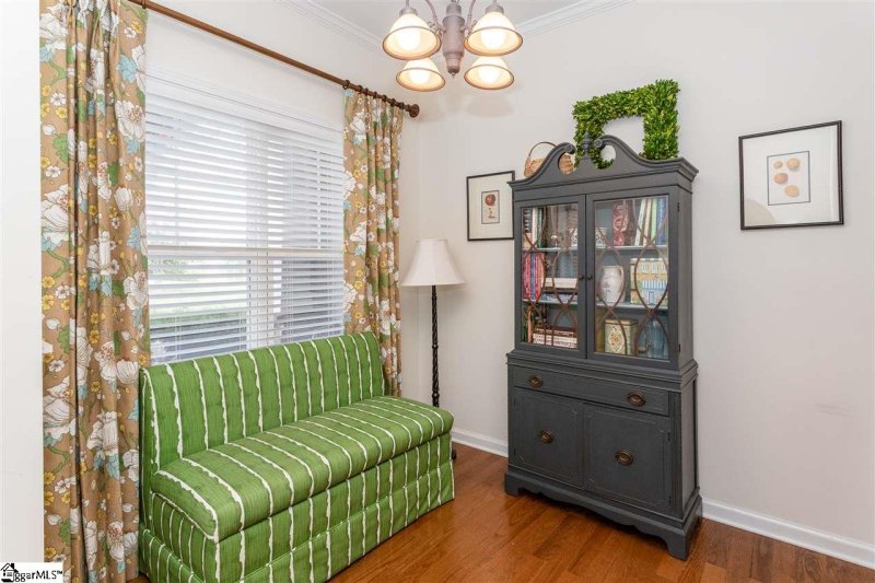 Property image 4 at 5 Rain Flower Drive, Greenville, SC 29615